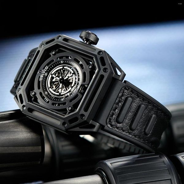 Relojes de pulsera OBLVLO All Black Creative Men Watch Auto-Wind Mecánico Automático Zafiro Espejo Impermeable 50M Relojes luminosos cuadrados