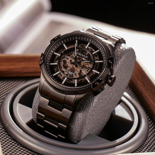 Relojes de pulsera OBLVLO Diseño Negro Acero Hollow-Out Dial Reloj automático Hombres Luminoso Impermeable Mecánico Reloj Hombre CAM-AR-SK