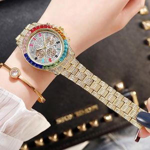 Montres-bracelets Occident Femmes Ensemble Diamant Montre Glacée Homme Hip Hop Hipster Mode Grand Cadran Calendrier Quartz All Stars