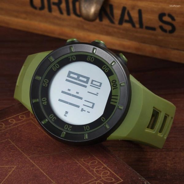 Relojes de pulsera OHSEN LCD Reloj digital Hombres Mujeres Relojes deportivos al aire libre 50M Moda impermeable Ejército Verde Banda de goma Reloj de pulsera Relojes Regalos