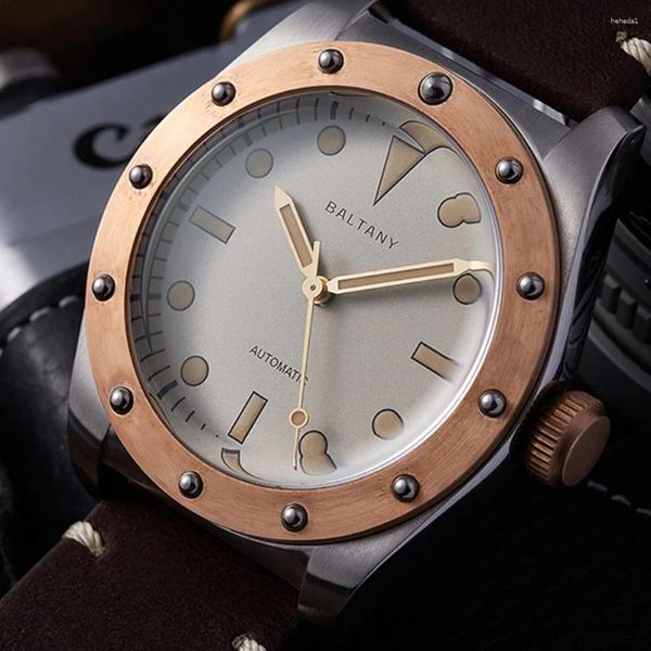 Relojes de pulsera Diseño original Reloj mecánico automático para hombres NH38 Automático Bronce 200M Impermeable Luminoso Retro Reloj de pulsera de negocios