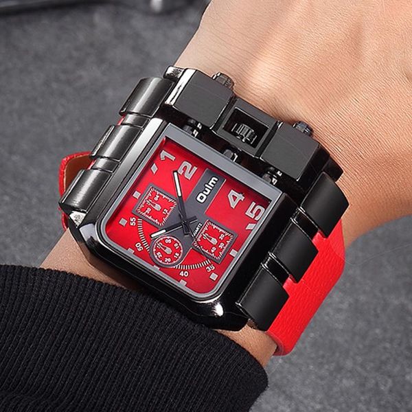 Montres-bracelets Oulm 3364 montre de Sport Super grands hommes montres cadran carré rouge large bracelet hommes Quartz mâle horloge Reloj Hombre