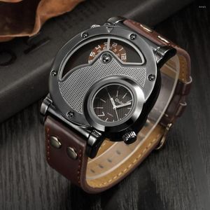 Montres-bracelets OULM pour homme marron 2 fuseaux horaires montres-bracelets à quartz bracelet en cuir montre-bracelet de sport