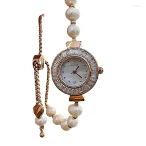 Montres-bracelets Bracelet de perles Montre pour femmes avec style coréen Academy Petit et exquis Art Light Luxe Femmes