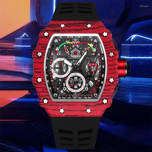 Montres-bracelets PINTIME Luxe Sport Hommes Montres Bracelet En Silicone Rayé Cas Racing Cadran De Mode Quartz Montre-Bracelet Calendrier Étanche