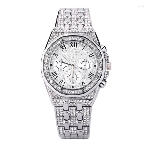 Relojes de pulsera Reloj de cuarzo Blast Lady Full Diamond Resistente al agua de estrellas Conjunto de tres ojos Señoras Lujo Mujeres únicas