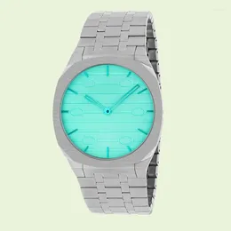Horloges quartz horloge voor dames Hoge kwaliteit Kleurrijke wijzerplaat Stalen band Charmant cadeau Jonge dame Stijl 25H