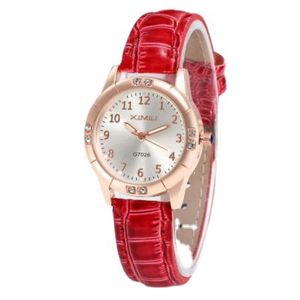 Horloges Quartz Horloges Dames Riem Koreaanse Versie Mode Eenvoudige Casual Junior High School Meisjes Student 230802