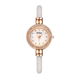 Montres-bracelets Quartz Femmes Mode Dames Business Bracelet Floral Luxe Exquis Montre Casual