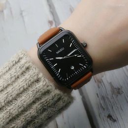 Montre-bracelets Calendrier rectangulaire Male et femme Watch Belt Fashion Student tridimensionnel Modèle Forest Series Quartz