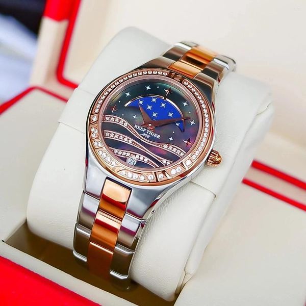 Montres-bracelets Reef Tiger / RT Montres à quartz de luxe pour femmes avec phase de lune Date Montre Diamants Lunette Or rose Poignet bicolore