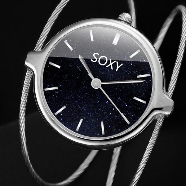 Relojes de pulsera Relogio Feminino Reloj de lujo para mujer Diseño Único Cielo estrellado Pulsera Relojes Moda Reloj de plata para mujer