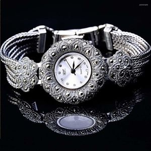 Relojes de pulsera Estilo retro Plata esterlina Artesanía tailandesa Pulsera de ciruela Reloj elegante Luz Lujo Mujer para amantes