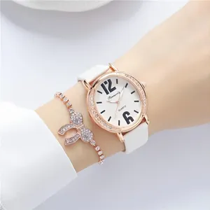 Horloges Strass Decor Quartz Horloge Informeel Ovale Wijzer Analoog Met PU-leren band 1pc Armband Cadeau voor moeder/vriendin