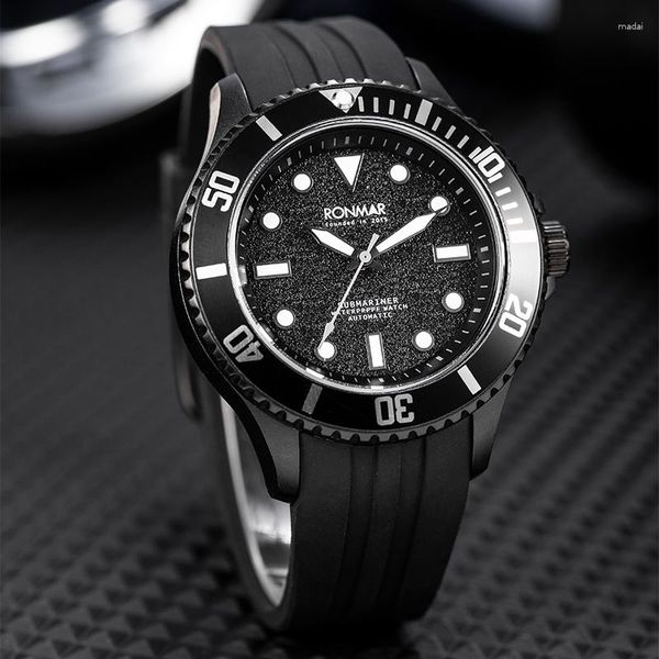 Montres-bracelets RONMAR 2023 montre à Quartz pour hommes horloge à la mode vissée noir montre-bracelet lumineux étanche mode montres Relojes foncé