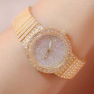 Montres-bracelets en or rose femme dame montre de haute qualité entièrement bijoux Designer Diamand femmes 2023 Bracelet montre-bracelet à la main