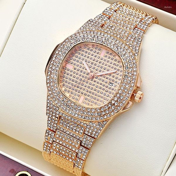 Relojes de pulsera Relojes de oro rosa para mujer Calendario de diseño avanzado Regalo de venta de acero inoxidable Reloj de cuarzo para mujer Diamantes