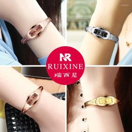 Polshorloges ruiixine fancy high -end dames vierkante diamanten kijken meisje set wolfraam staal Japan Quartz dameshorloges met armband