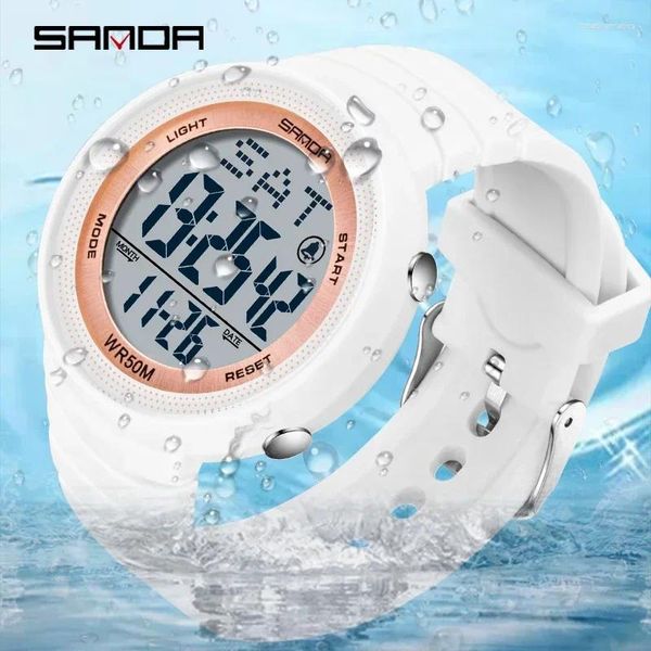 Montres-bracelets Sanda 2024 Mode Sport Femmes Montres Blanc 50M Montre numérique étanche pour fille Casual Montre-bracelet Relogio Feminino 6022