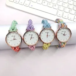 Relojes de pulsera Sdotter Moda Color mezclado Reloj de tejido para mujeres Simple Cuarzo Damas Correa elástica Reloj femenino creativo Reloj
