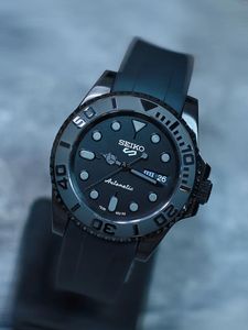 Horloges SEIKOMOD Mechanisch horloge Aanpassen Zwarte draaibare lunette Multifunctionele zakelijke quartz silicagelband Heren