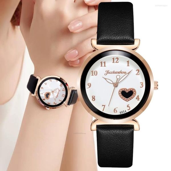 Relojes de pulsera de marca de moda Simple para mujer, relojes con forma de corazón, reloj de cuarzo Digital para mujer, reloj con correa de cuero negro, reloj de pulsera de regalo para niña