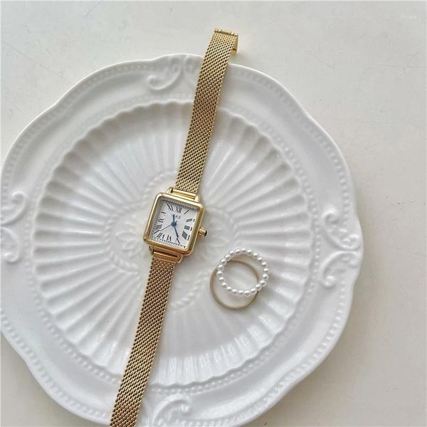 Relojes de pulsera Simple Pequeño Cuadrado Escala Romana Dial Luz Reloj de lujo Banda delgada Vintage Cuarzo Mujer elegante