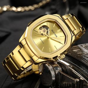 Relojes de pulsera Esqueleto Hueco Hombres Reloj mecánico automático Steampunk Dial Banda de metal dorado Relojes de pulsera de cuerda automática Reloj de mecanismo masculino