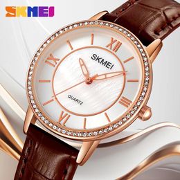 Montre-bracelets Skmei Fashion Woman's Watch Watch Luxury Quartz Fomen Women Cadeaux Brand La cuir dames Rose Gold Montres Reloj Para Mujer