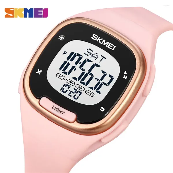 Relojes de pulsera SKMEI Japón Movimiento digital Moda Cuenta regresiva Calendario Reloj deportivo Mujeres 5bar Relojes impermeables para damas Relogio Feminino