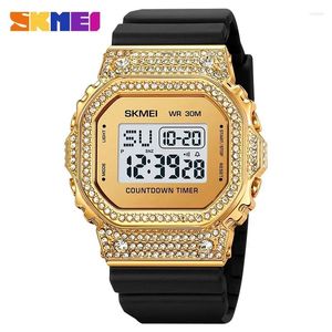 Wallwatches Skmei Luxury Men's Sports impermeable a impermeable Square Diamond Diamond Digital Watch para hombres Colck Montre Homme 2000