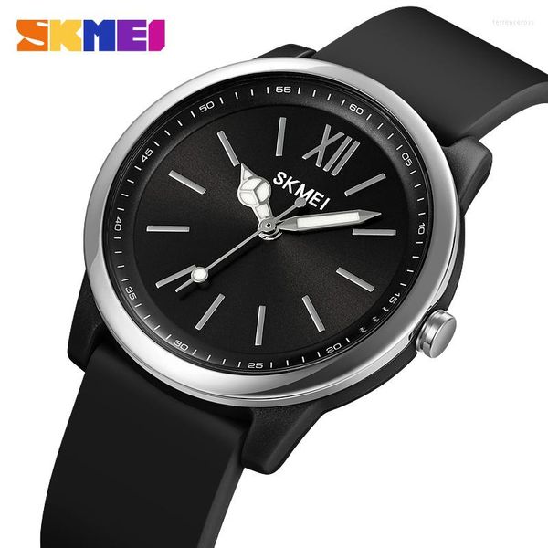 Relojes de pulsera SKMEI Simple suave TPU banda cuarzo mujeres relojes elegante 5Bar reloj impermeable para señora mujer chica reloj femenino