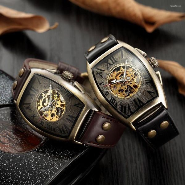 Relojes de pulsera Reloj con calavera Reloj rectangular de hip-hop totalmente automático ahuecado mecánico tipo barril para hombre.