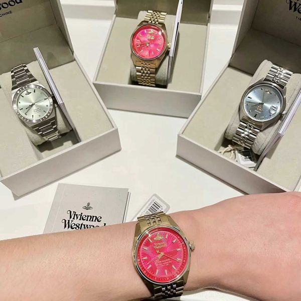 Montre-bracelets Rose Red Dragon Fruit Planet Logo Watch Mint Green Quartz Woard Watch Small Gold Watch Small Blue Watch T240522