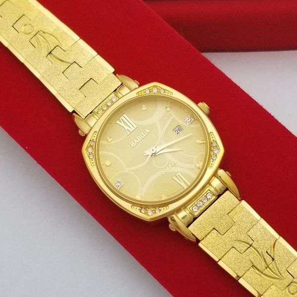 Montres-bracelets Square INS Ladies Gold Placer Watch en acier inoxydable avec décorations plaquées 24k d'épaisseur Valentine's GiftWristwatches