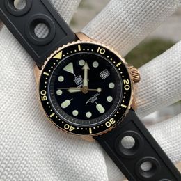 Relojes de pulsera Steeldive Marca SD1996S Esfera negra C3 Verde Cristal de zafiro luminoso Bisel de cerámica NH35 Automático Bronce Relojes de buceo Hombre