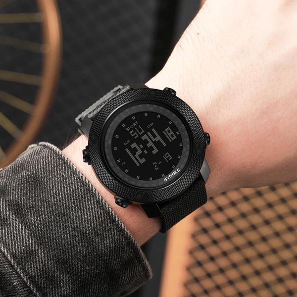 Montres-bracelets Synoke Men Digital Sports Watch 50M étanche avec chronomètre minuterie fonction d'alarme poignet pour hommes/étudiants