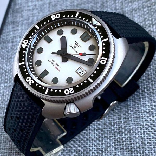 Relojes de pulsera Tandorio Dial blanco 44 mm Buceo Titanio Hombres Reloj Zafiro Cristal NH35A Movimiento automático 200M Correa de caucho impermeable Luminoso