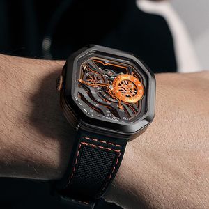 Montres-bracelets Top marque montres de Sport auto-vent mécanique montre automatique hommes étanche noir carré lumineux montres-bracelets