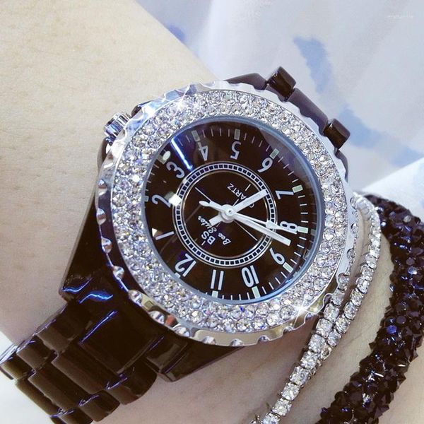 Montres-bracelets Top Montre-bracelet pour femmes Bande en céramique blanche Dames Quartz Mode Strass Montres noires