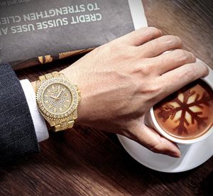 Montres-bracelets Transparent Fashion Diamond Quartz Watch Movement Royal Design Men Top Male Casual Dress