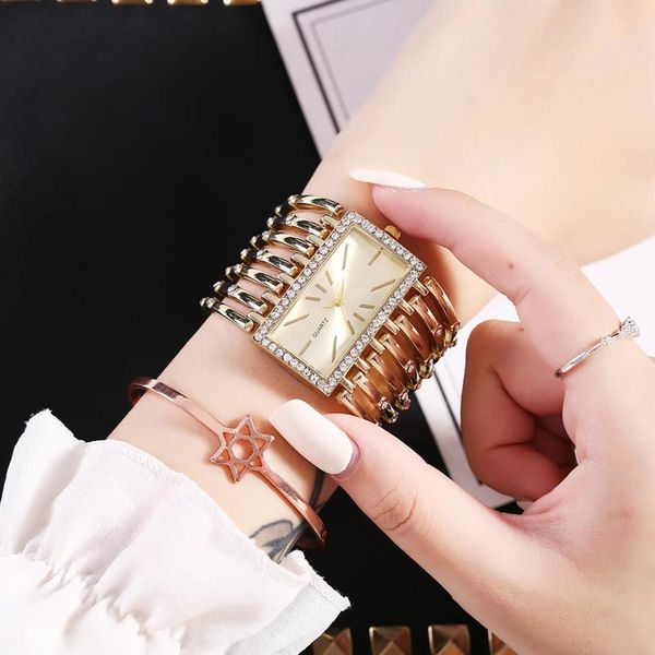 Relojes de pulsera Reloj de pulsera de acero para mujer con diamantes de imitación de moda Moda Europa y Estados Unidos Lector fácil para hombre con relojes de pulsera con fecha