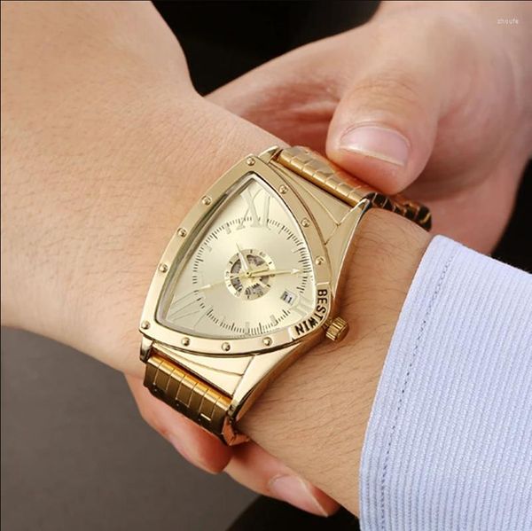 Montres-bracelets Triangle Hommes Sports Quartz Montre pour Homme Horloge Golden Montres-bracelets imperméables Relogio Masculino Acier inoxydable 2023