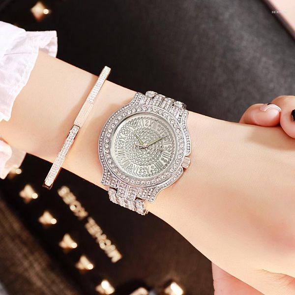 Relojes de pulsera exclusivos y exquisitos, reloj de cuarzo tricolor para mujer, traje informal a la moda, reloj de pulsera con banda de acero, reloj de pulsera Gypsophila para mujer, escala romana