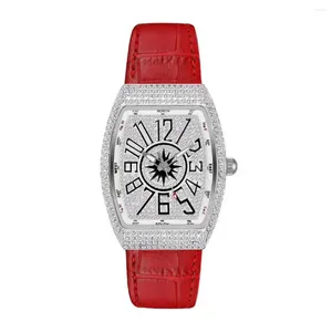 Montre-bracelets Vintage Fashion Luxury Micro Luminal Quartz Diamond Ladies Watch for Chronograph Girls Simple imperroproping horloge Bracelet Reloj