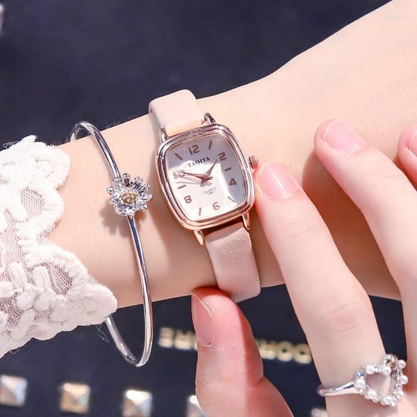 Wallwatches Vintage Square Small Dial Quartz Watch Temperamento de moda simple para Girl Student Reloj Relojes Reloj de Mujer