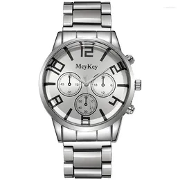 Armbanduhren Uhr für Männer Modische Quarz-Armbanduhren Mann Präzise Wasserdicht Hohe Qualität Saat Erkek Kol Saati