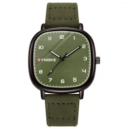 Montre-bracelets Regardez pour hommes Synoke Top Brand Alloy Case avec bracelet en cuir adapté à l'âge moyen et aux personnes âgées