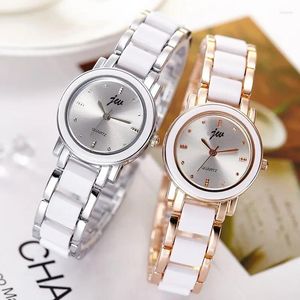 Relojes de pulsera para mujer, relojes para mujer, pulsera de moda para estudiantes, reloj de imitación de cerámica con cuello blanco para mujer.