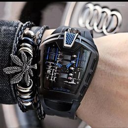 Montres-bracelets Montre Hommes Mode Casual Sports Tendance Personnalité Classique Quartz Luxe Racing Gratuit Bracelet En Silicone Copie Horloge Relogio